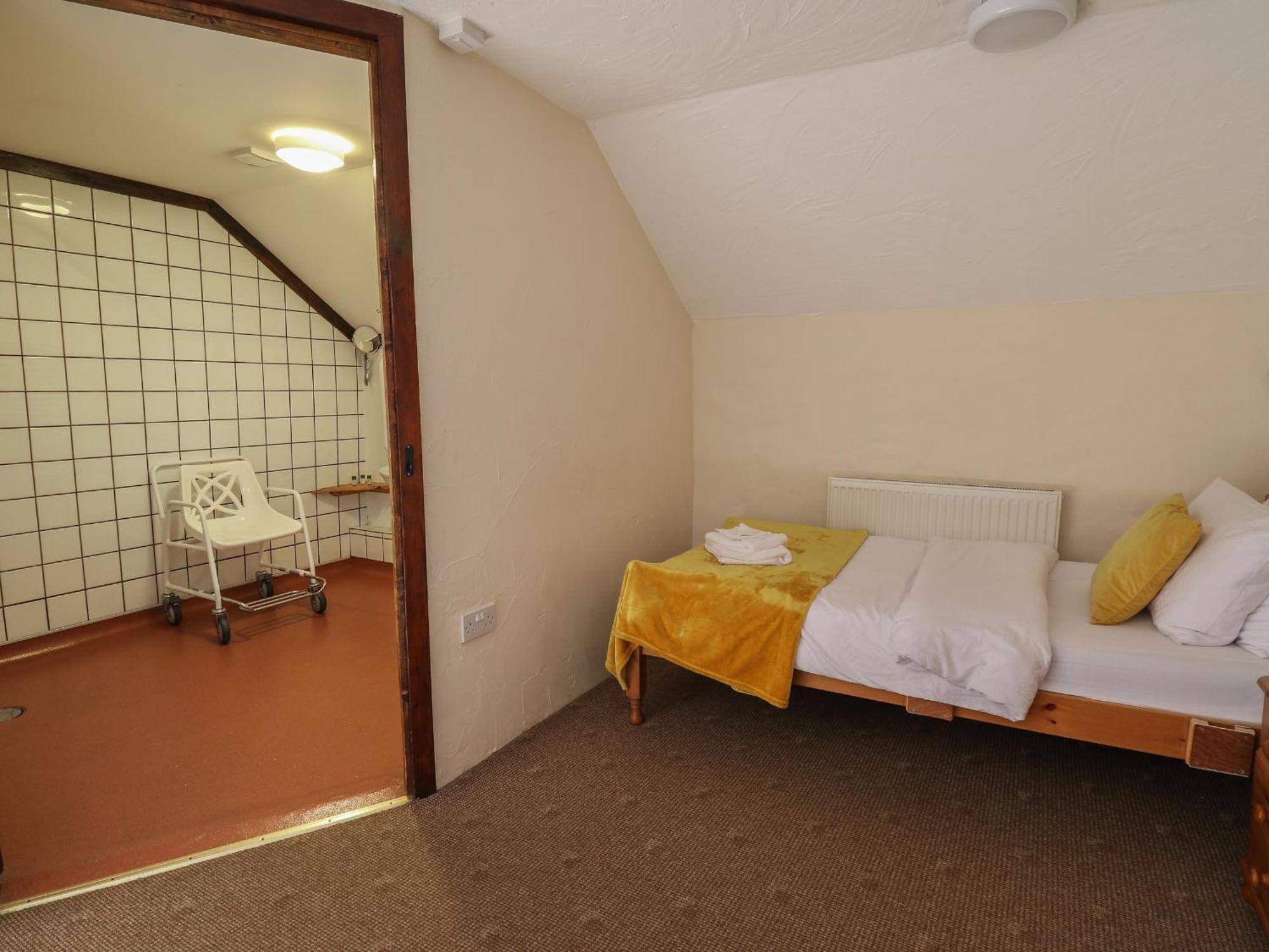 Y Felin Villa Llanybydder Bagian luar foto